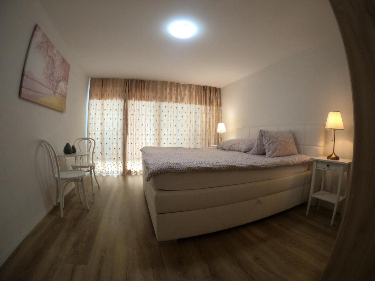The Golf Apartments Interlaken Bagian luar foto