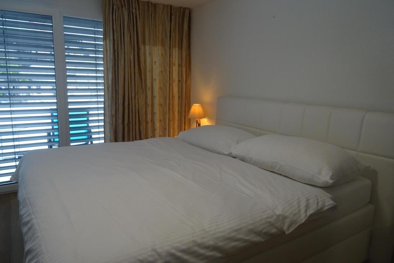 The Golf Apartments Interlaken Bagian luar foto
