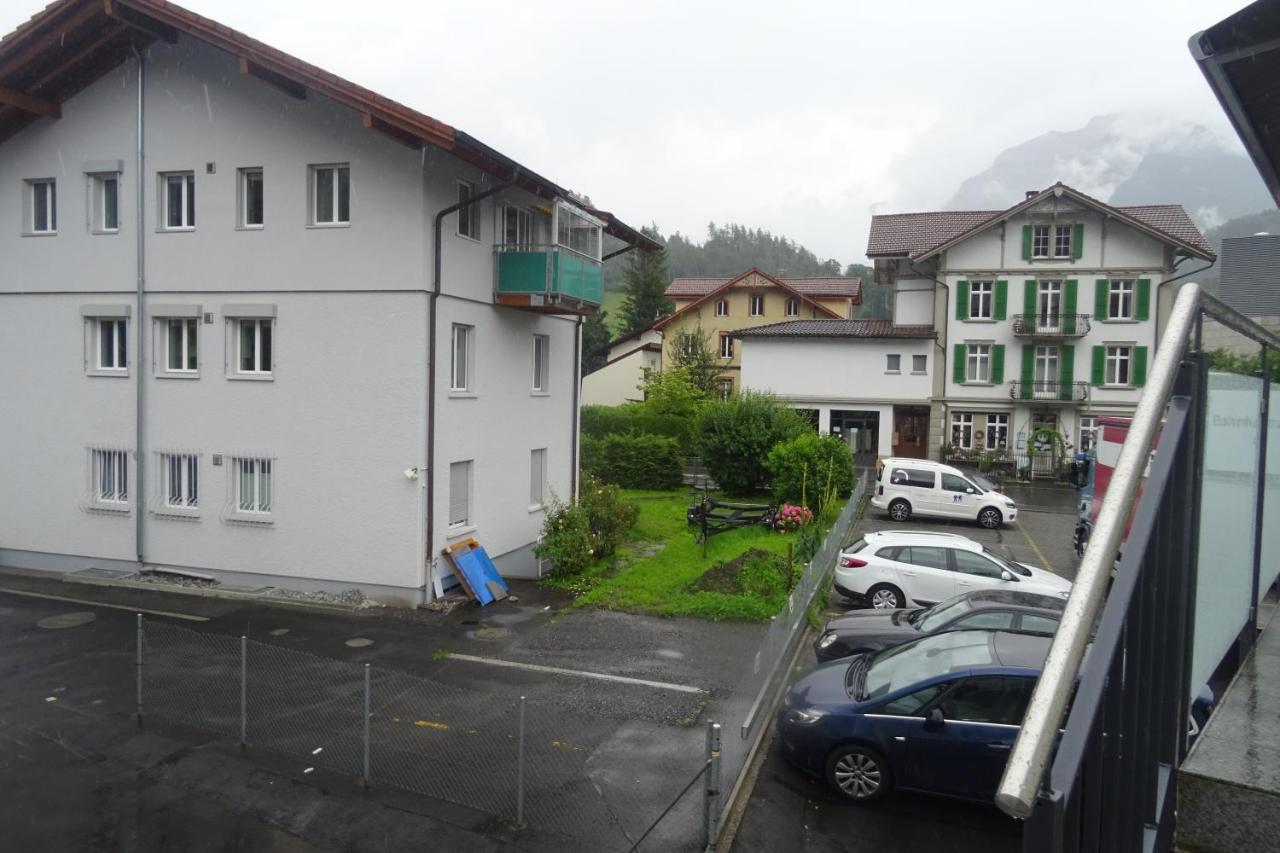 The Golf Apartments Interlaken Bagian luar foto