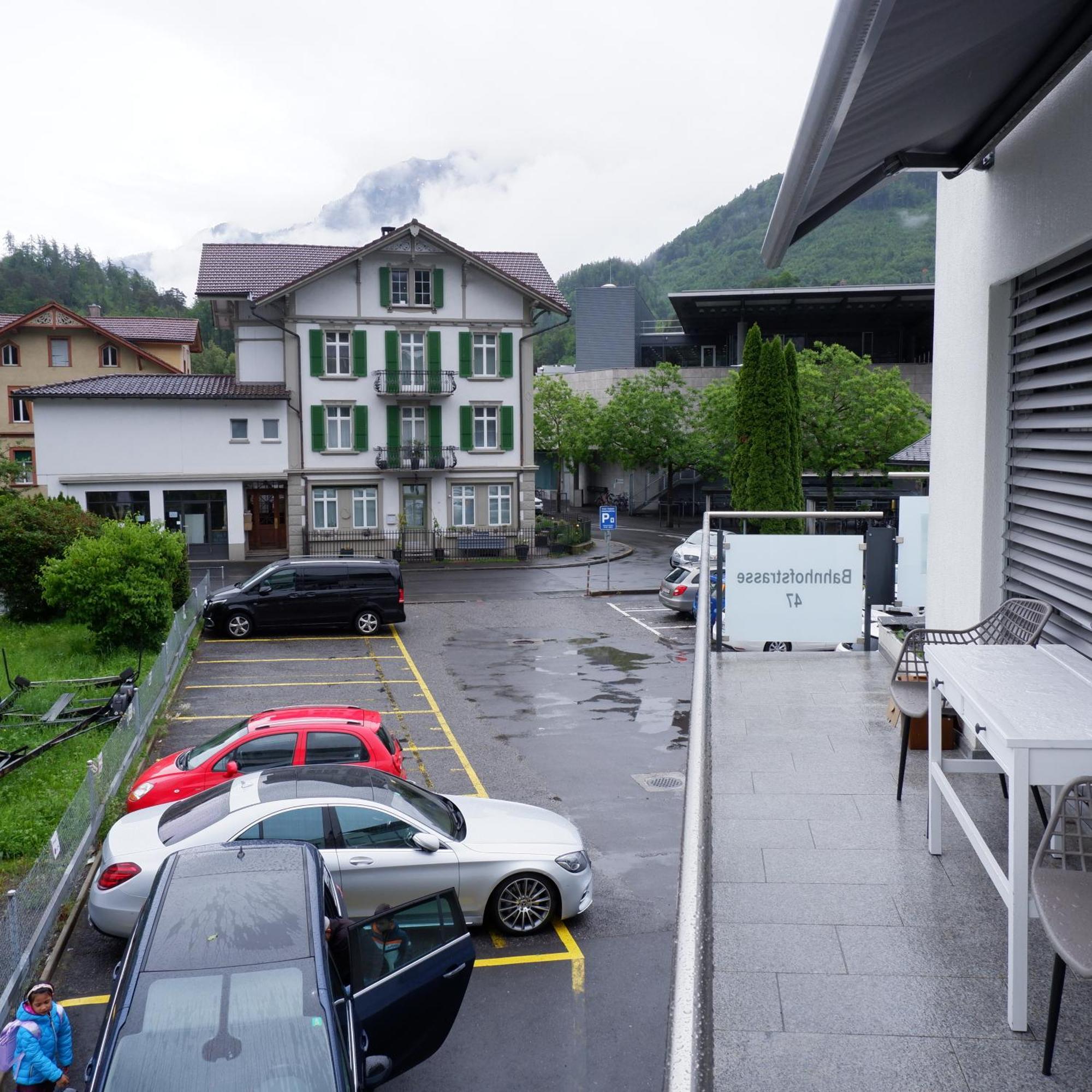 The Golf Apartments Interlaken Bagian luar foto